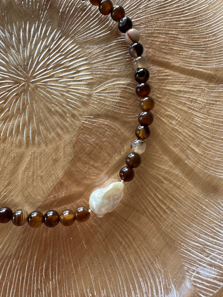 Las Rais - Beaded Necklace - Chocolate Pearl