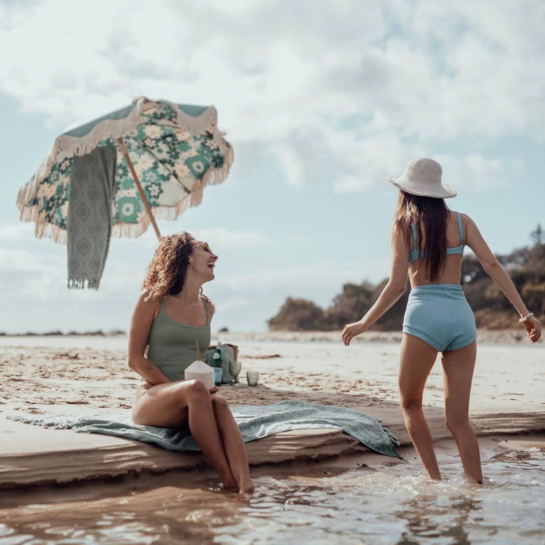 Daisy Beach Towel Peppermint – Banksia Boutique
