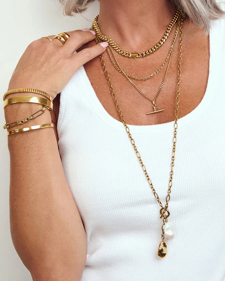 Victoria Pearl Necklace