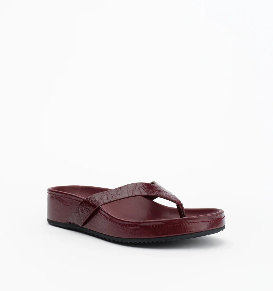 Akiko - Burgundy Oily Crinkle Leather