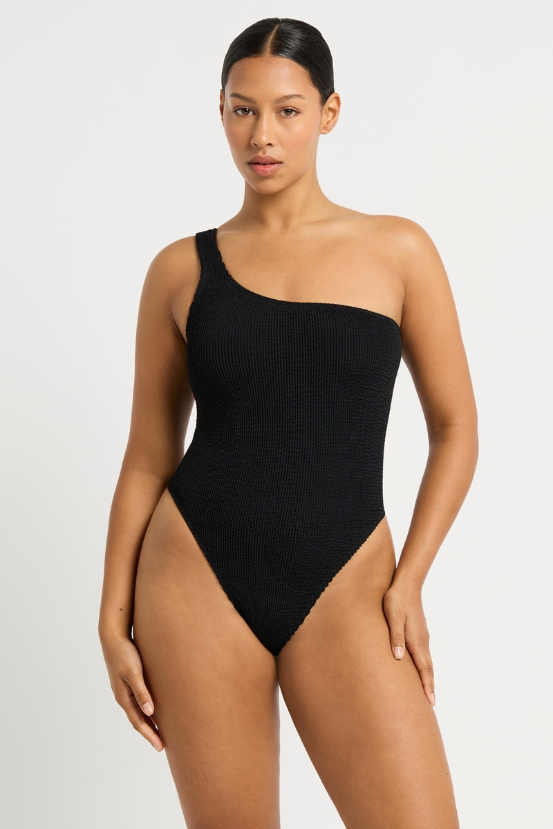 Oscar One Piece - Black Eco