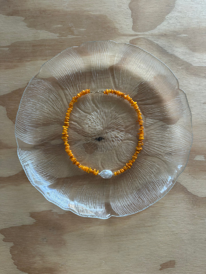 Las Rais - Beaded Necklace - Orange Coral Pearl