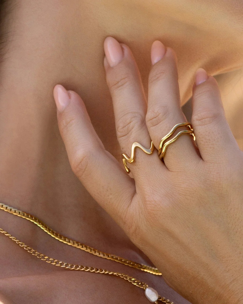 Azalea Gold Ring