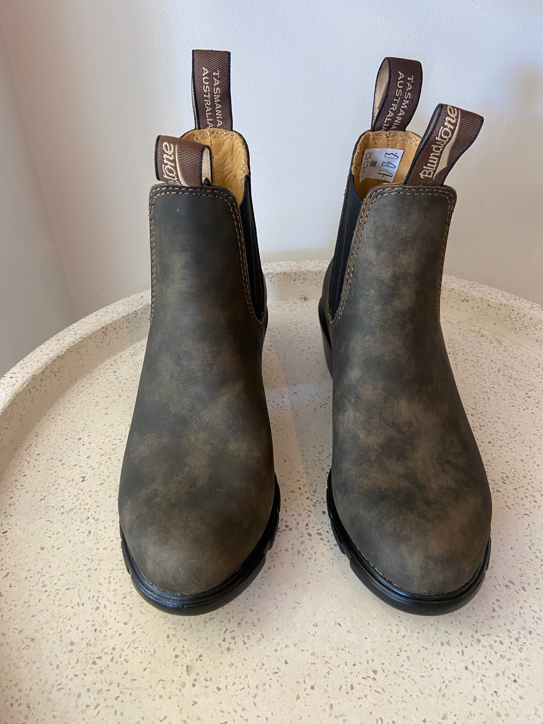 blundstone 1677 Heeled Boot - Rustic Brown