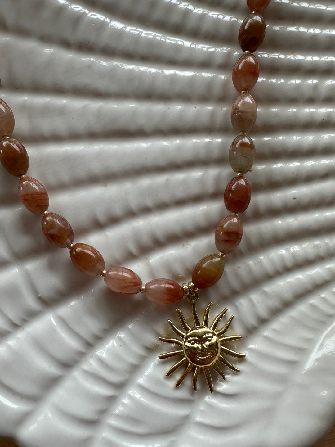 Las Rais - Beaded Necklace - Sun Red Earth