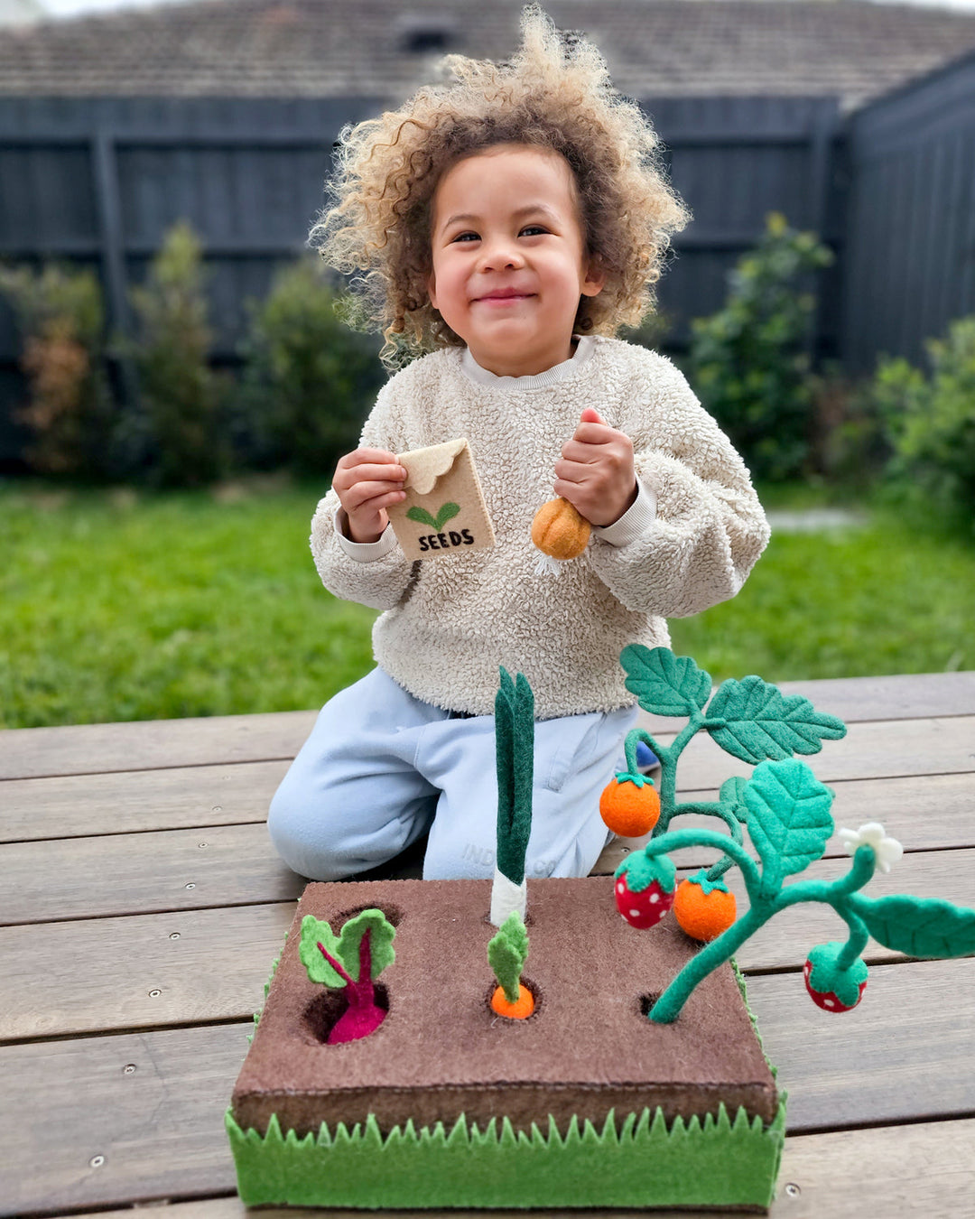 Felt Garden Planter Box With Plants & Vegetables