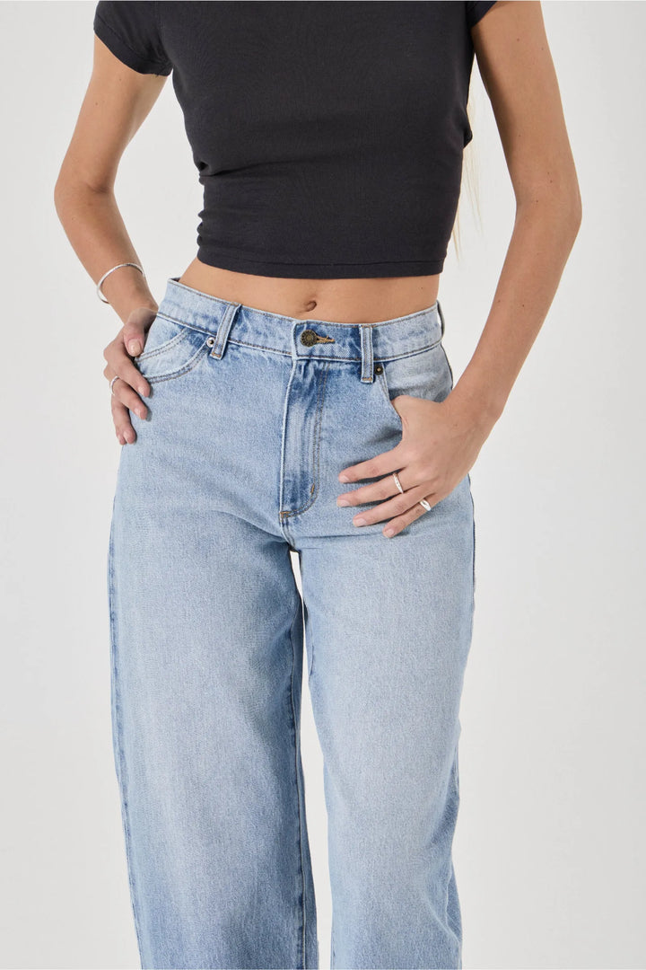 Gigi Barrel Jean - Brad Blue
