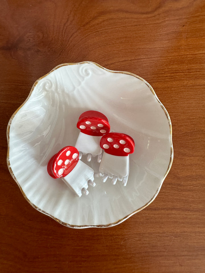 Mini Mushroom Clips