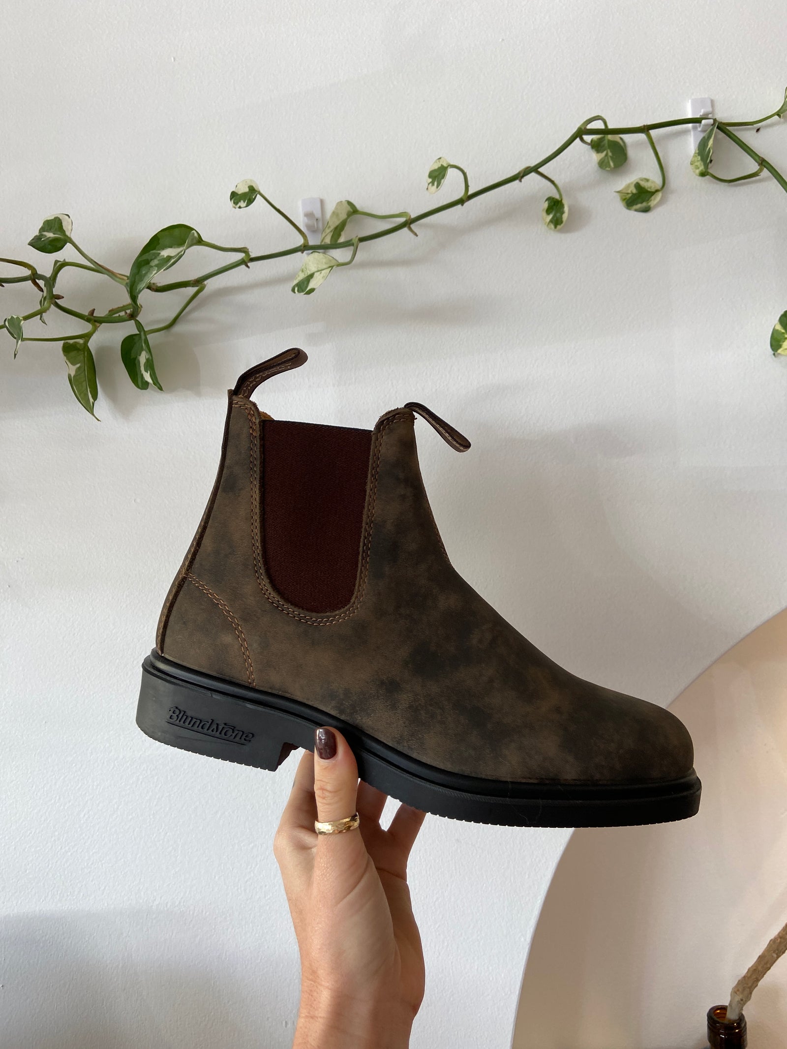 blundstone, 1306 Chelsea Dress Boot - Rustic Brown