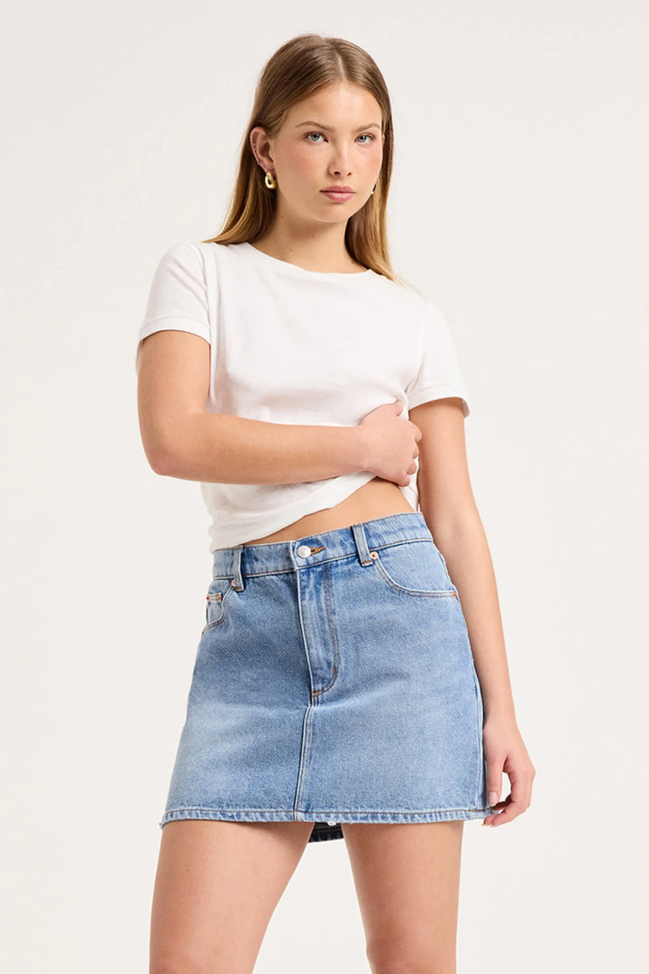 90's Relaxed Mini Skirt - Surrender