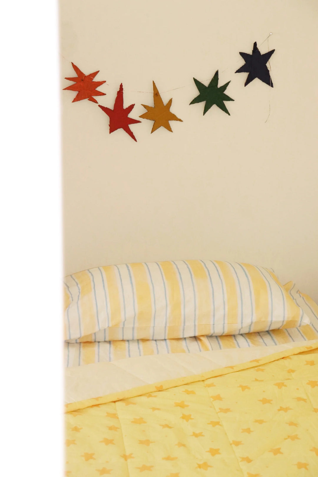Star Sprinkle Reversible Quilt - COT