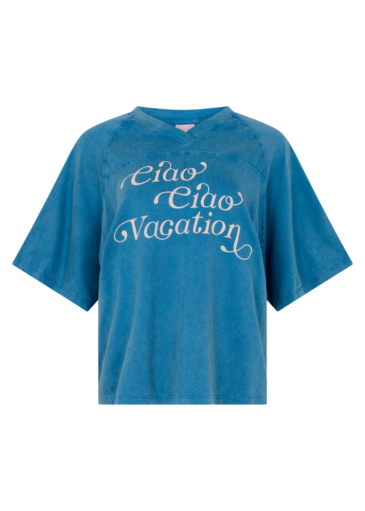Vacay Crop Tee