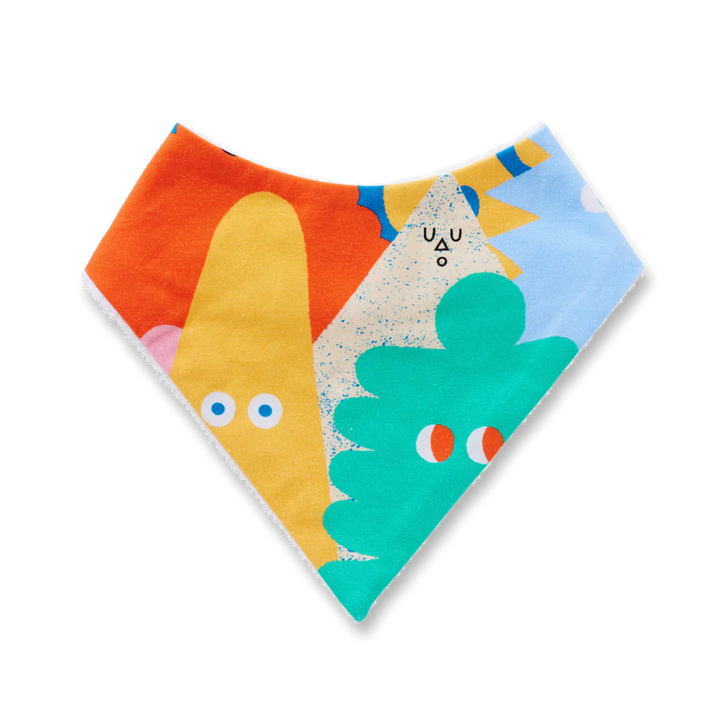 Mount Wiggly Bib