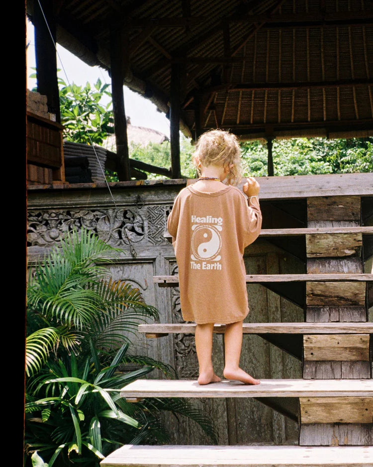 Keep Earth Around Tee - Monkey