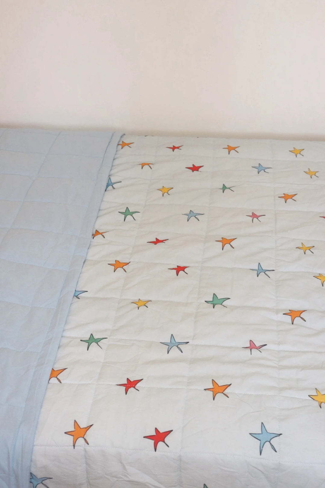 Retro Star Reversible Rainbow Quilt - COT
