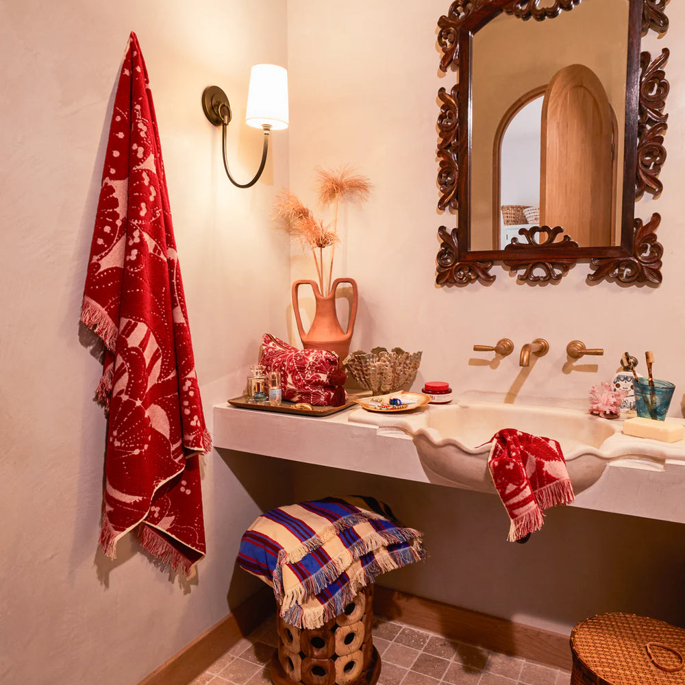 Lucia Bath Sheet - Crimson