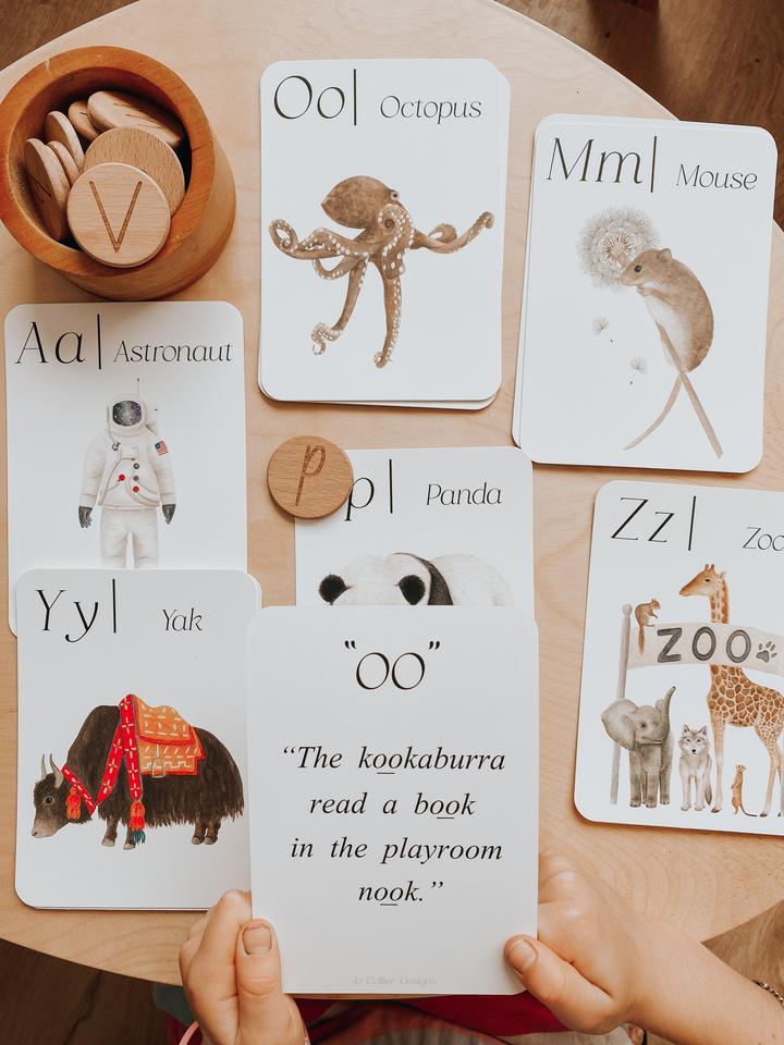 Around the world phonics and sounds Flashcards
